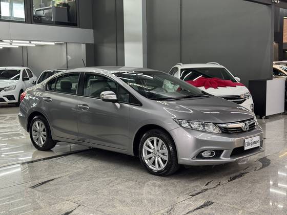 HONDA CIVIC 2.0 LXR 16V FLEX 4P AUTOMÁTICO HONDA CIVIC 2.0 LXR 16V FLEX 4P AUTOMÁTICO